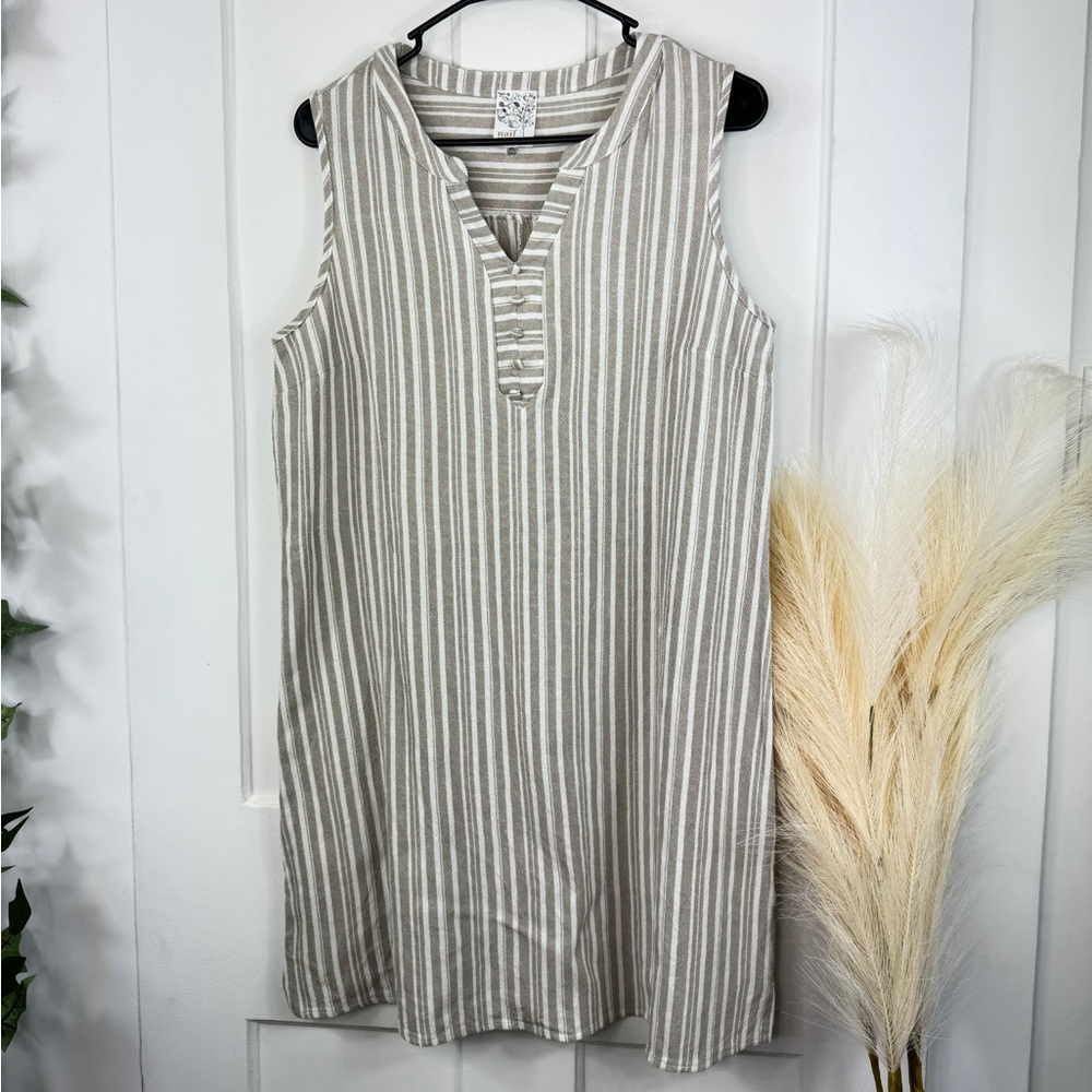 Naif Sleeveless Dress Womens Petite PL Tan White Striped Pullover